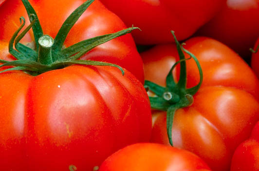 Best Fertilizer to Grow Beefsteak Tomatoes